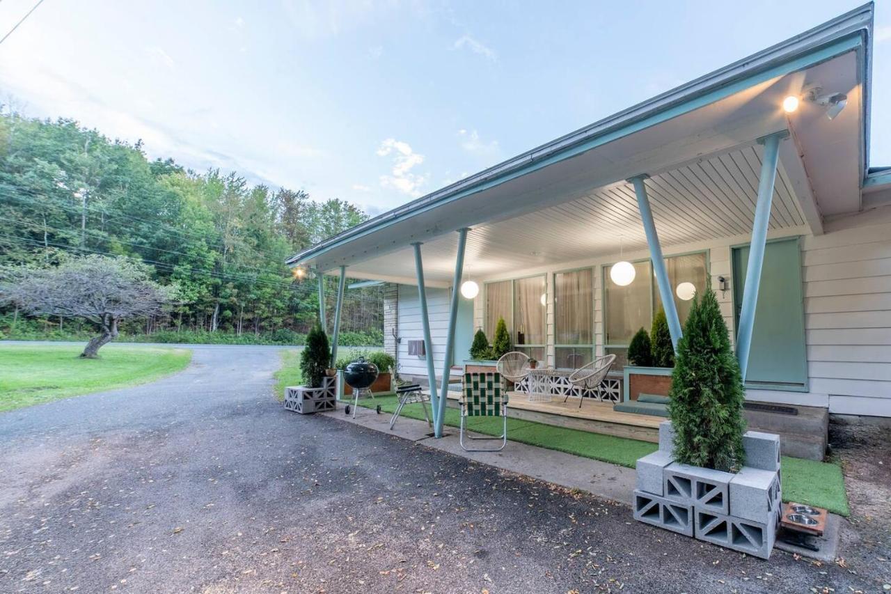 New Ashford The Springs Motel מראה חיצוני תמונה