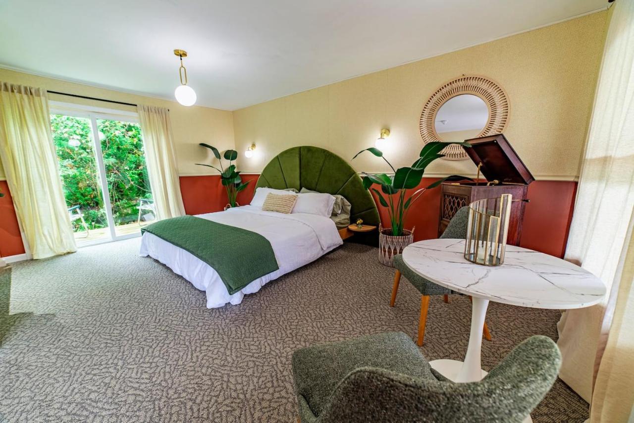 New Ashford The Springs Motel מראה חיצוני תמונה