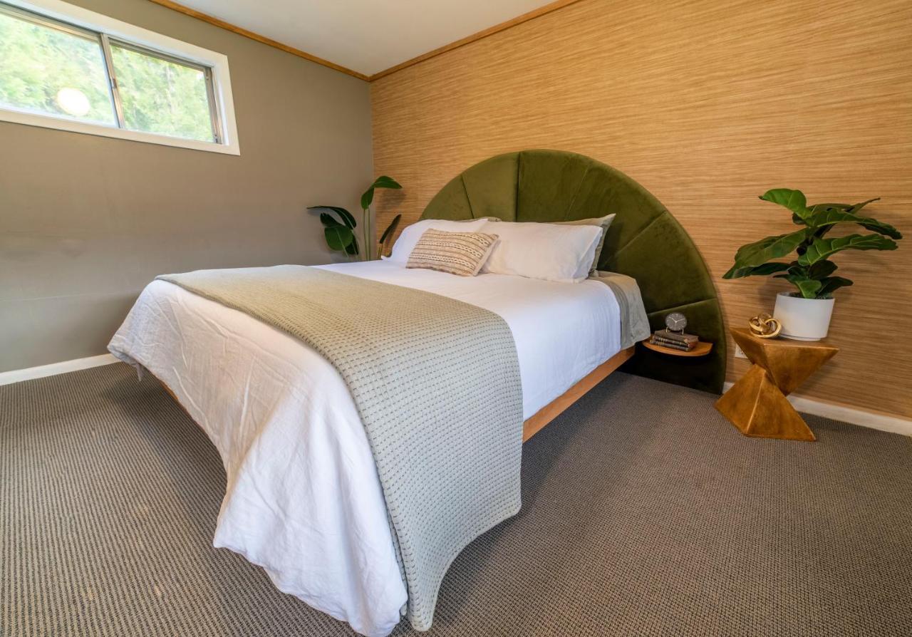 New Ashford The Springs Motel מראה חיצוני תמונה