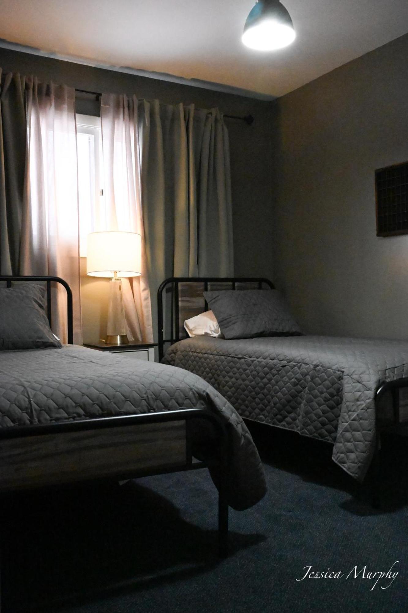 New Ashford The Springs Motel מראה חיצוני תמונה
