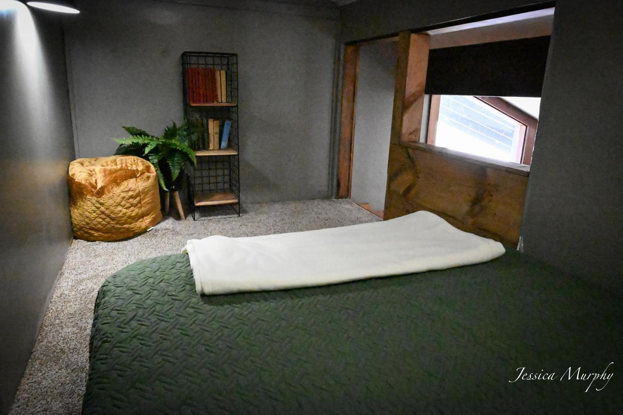 New Ashford The Springs Motel מראה חיצוני תמונה