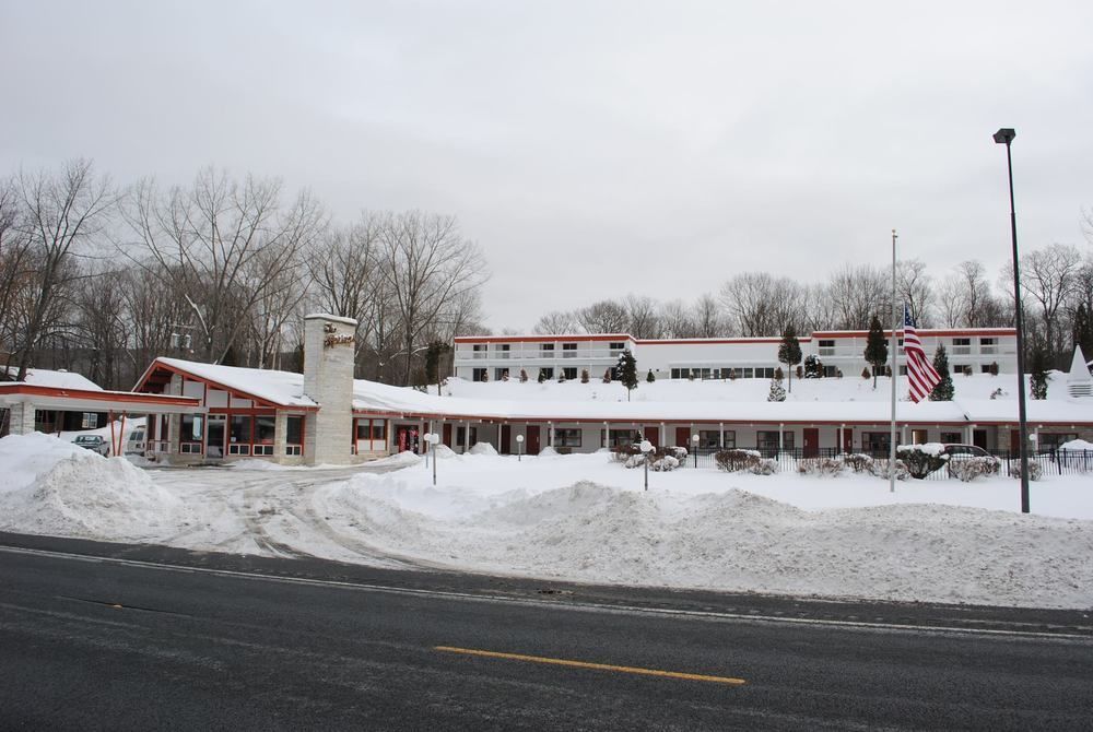 New Ashford The Springs Motel מראה חיצוני תמונה